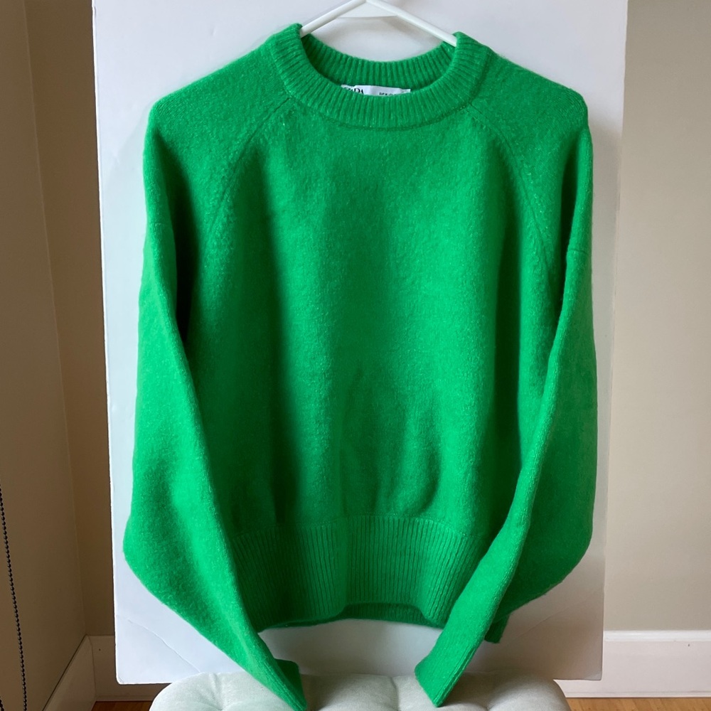 Zara Vibrant Green Crew Neck Sweater